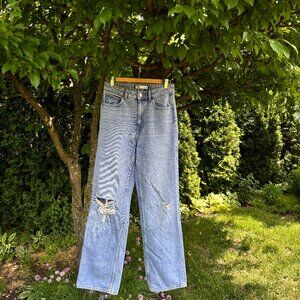 ZARA High-Rise Distressed Straight-Leg Jeans – Light Wash